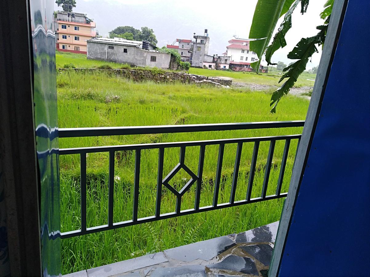 Bishnu Homestay Pokhara Ngoại thất bức ảnh